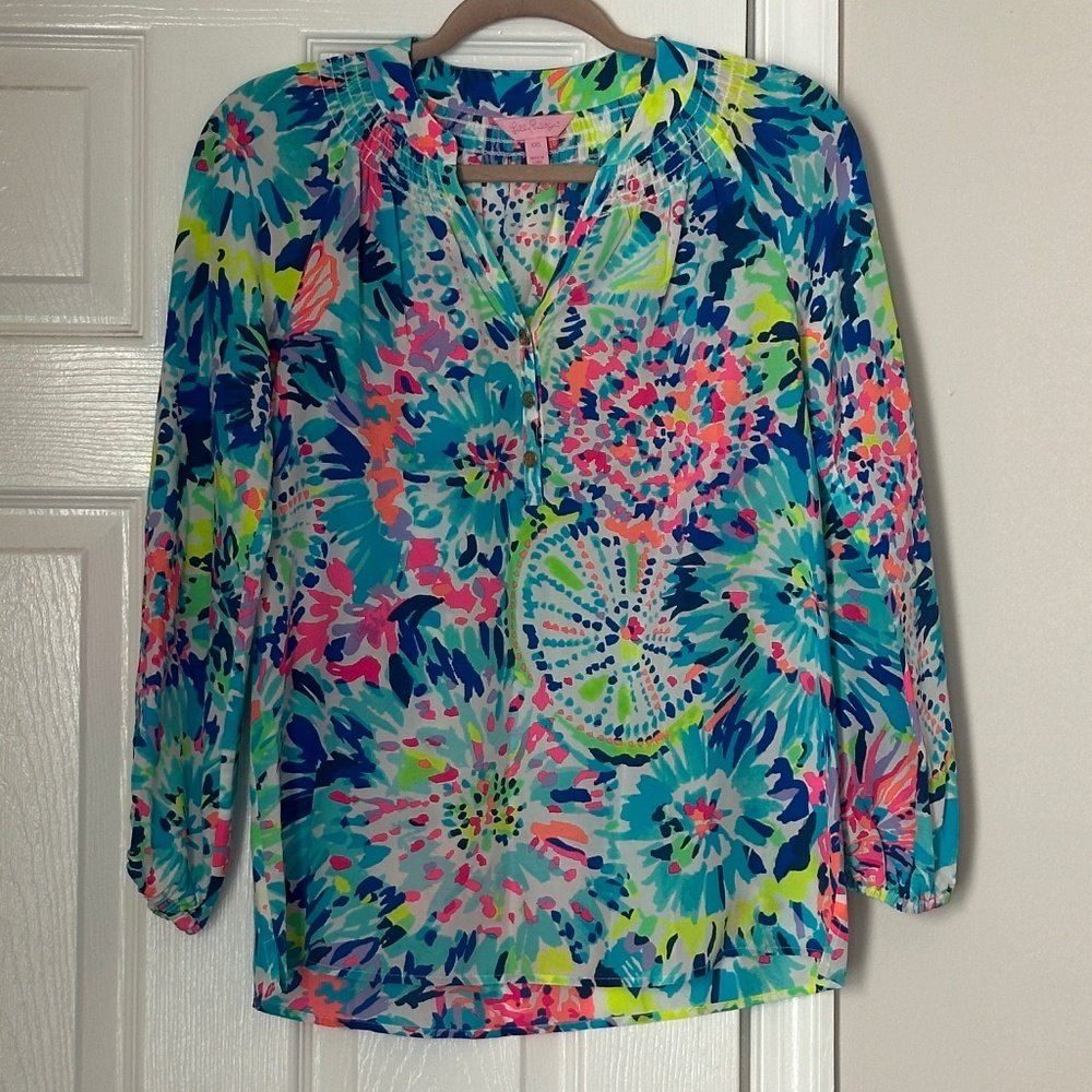 Lilly Pulitzer Elsa Silk Top Floral Starburst Fireworks Floral Blouse Gold XXS